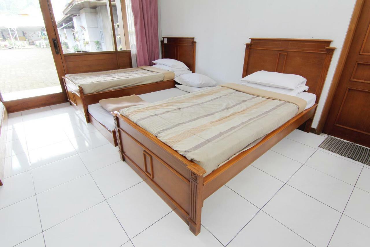 Villa Enggal 伦邦 外观 照片